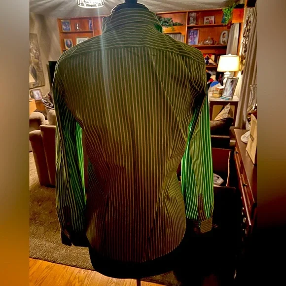 Ralph Lauren Women’s Button Up Ruffle Accent - Picture 2 of 3